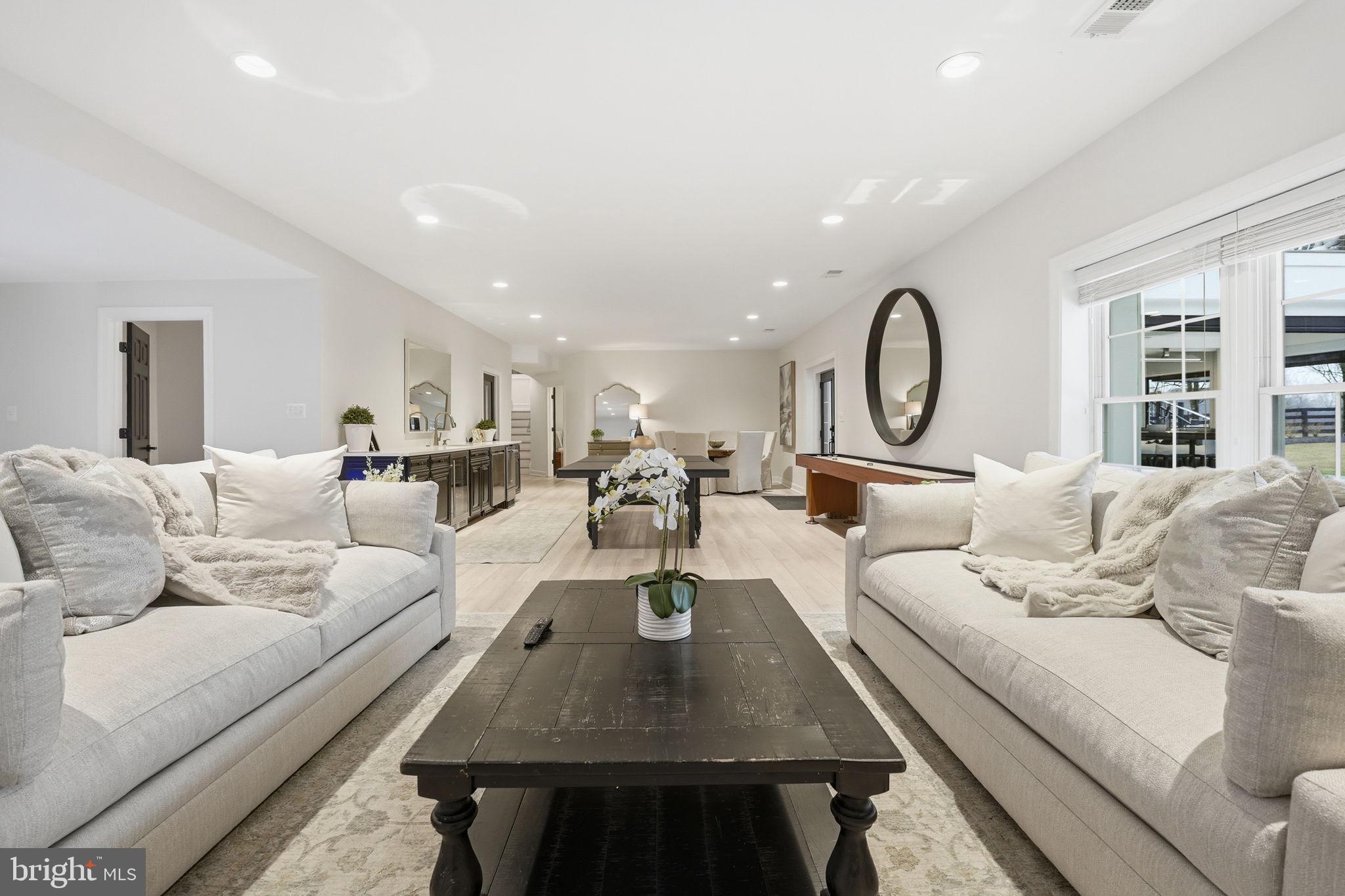 40631 LENAH RUN CIRCLE