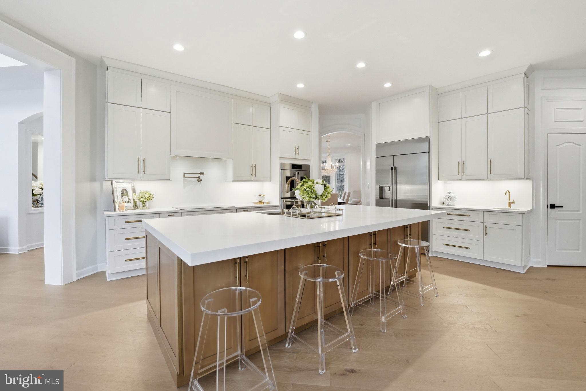 40631 LENAH RUN CIRCLE