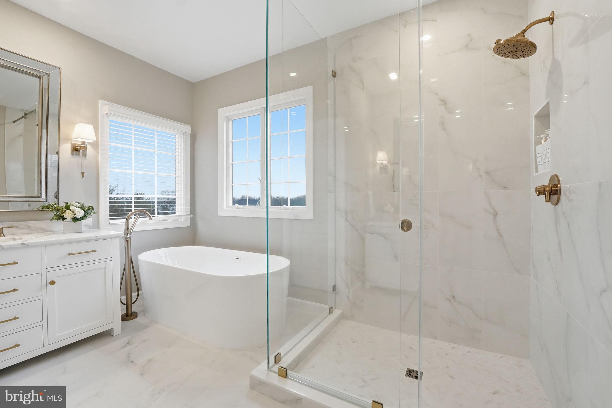 40631 LENAH RUN CIRCLE