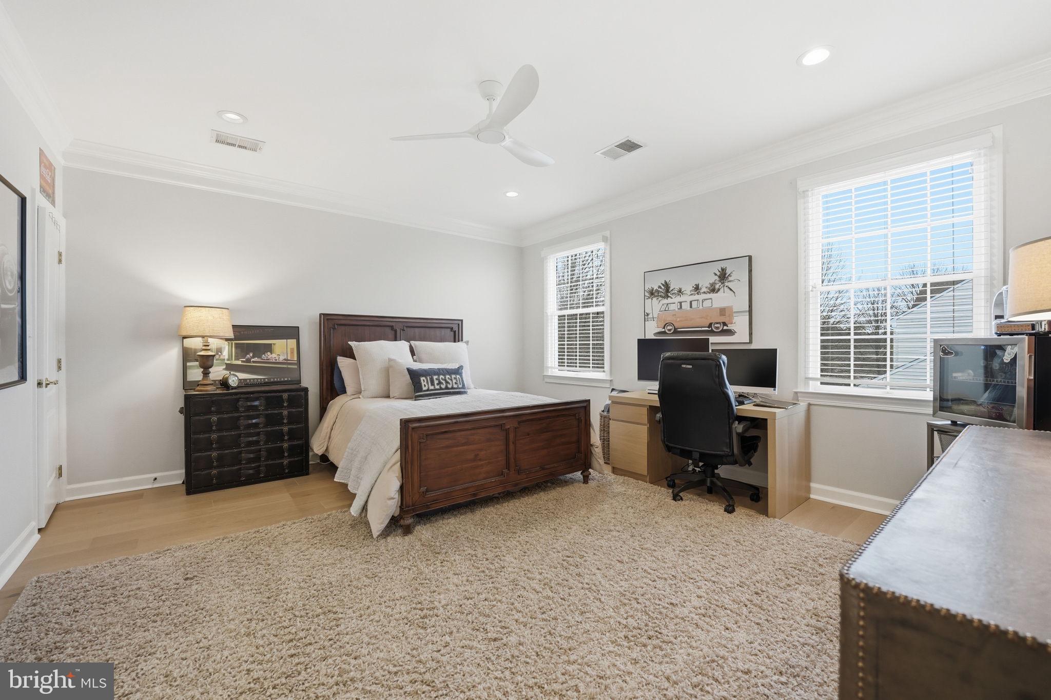 40631 LENAH RUN CIRCLE