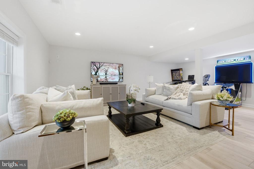 40631 LENAH RUN CIRCLE