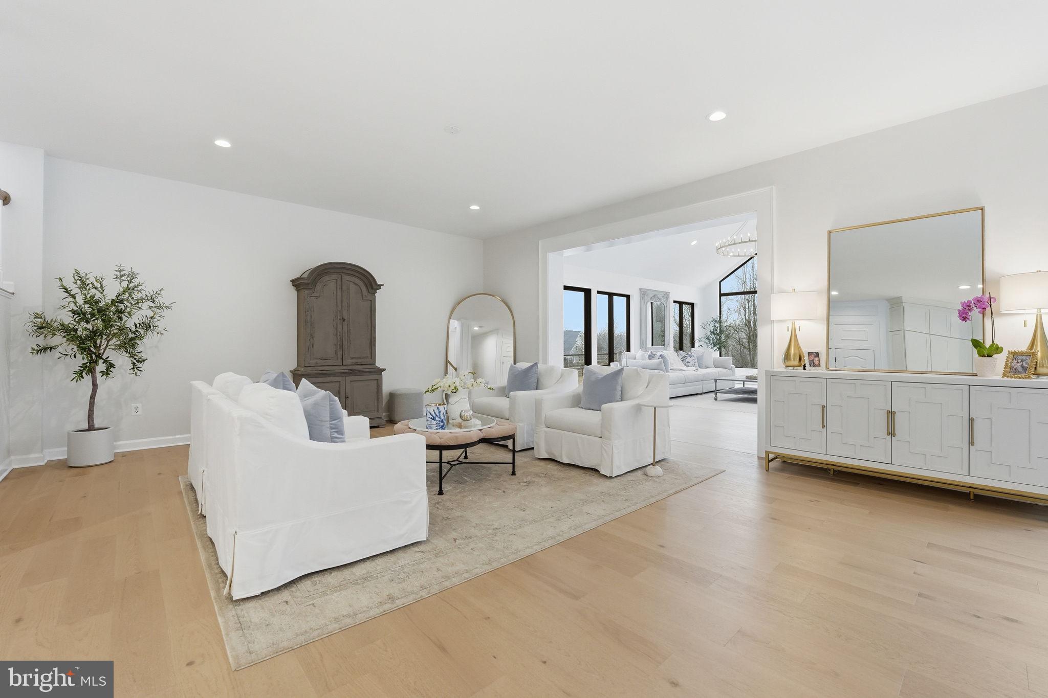 40631 LENAH RUN CIRCLE