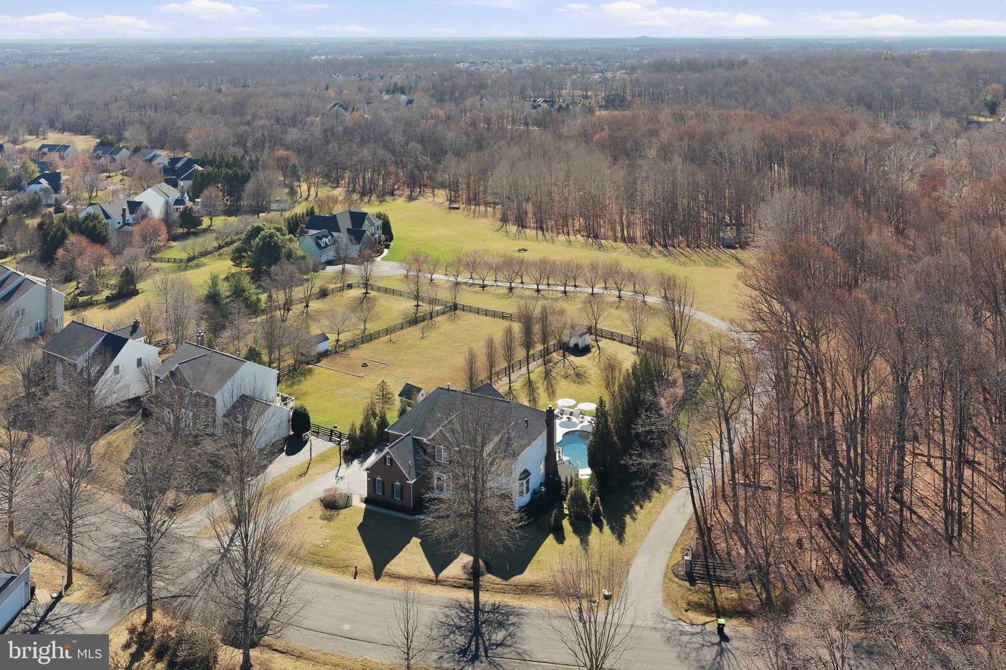 40631 LENAH RUN CIRCLE