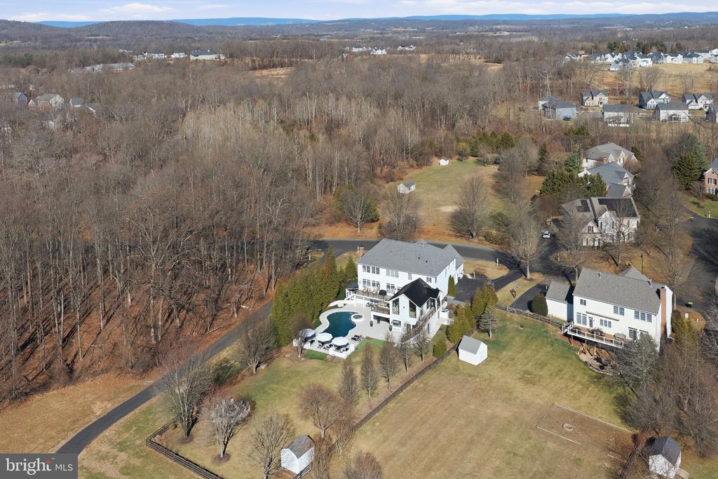 40631 LENAH RUN CIRCLE