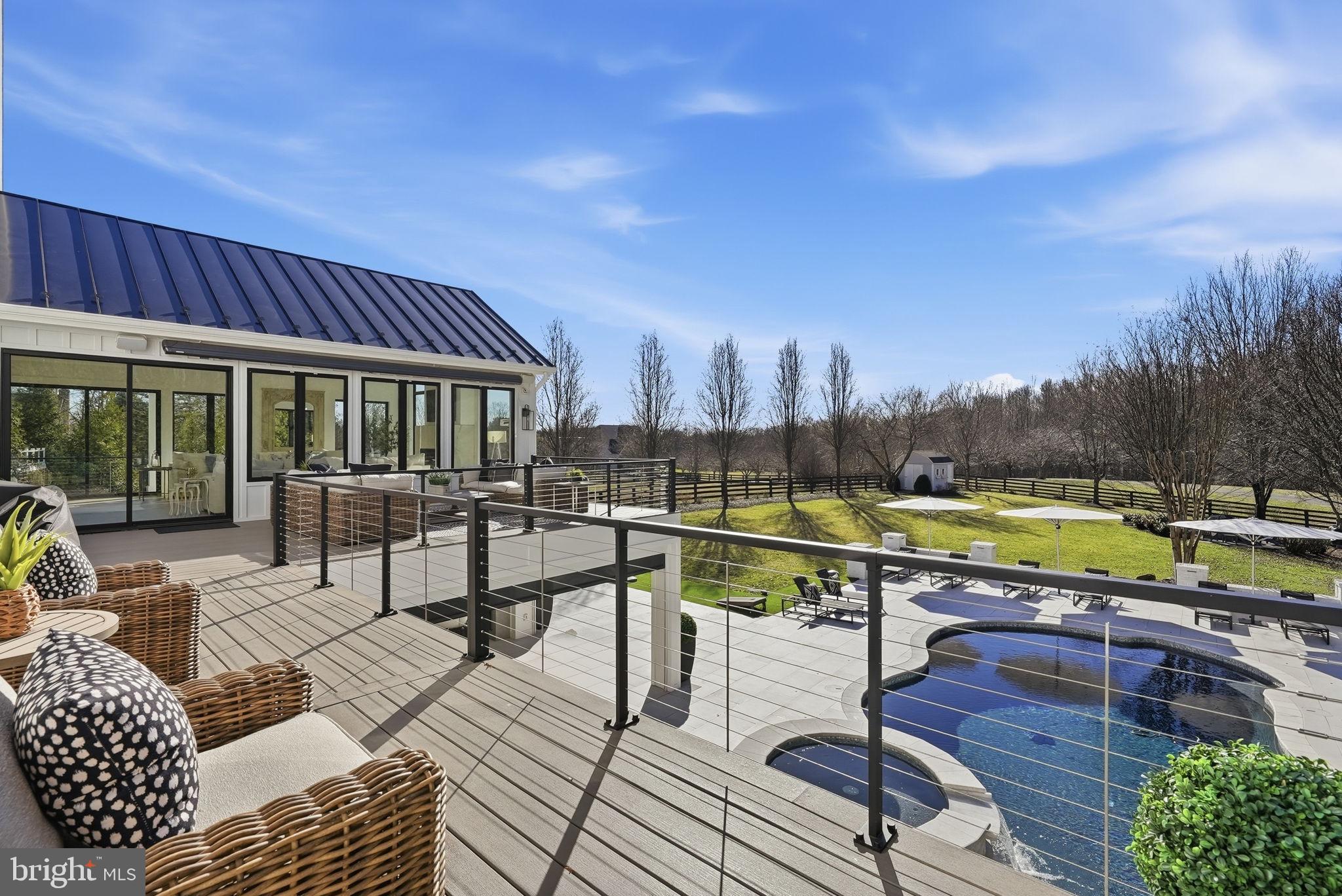 40631 LENAH RUN CIRCLE