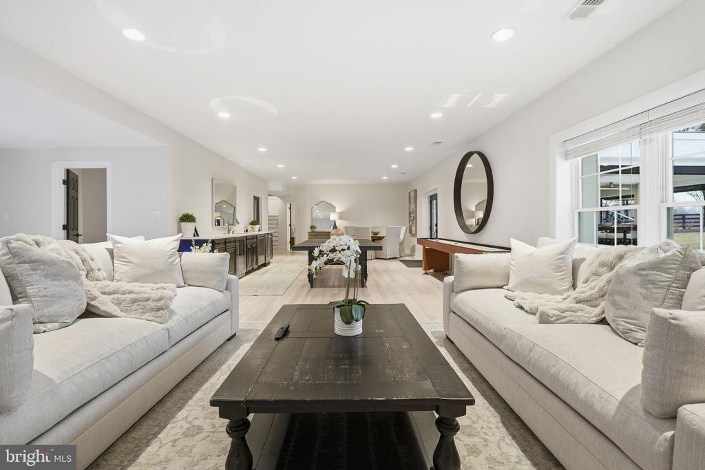 40631 LENAH RUN CIRCLE