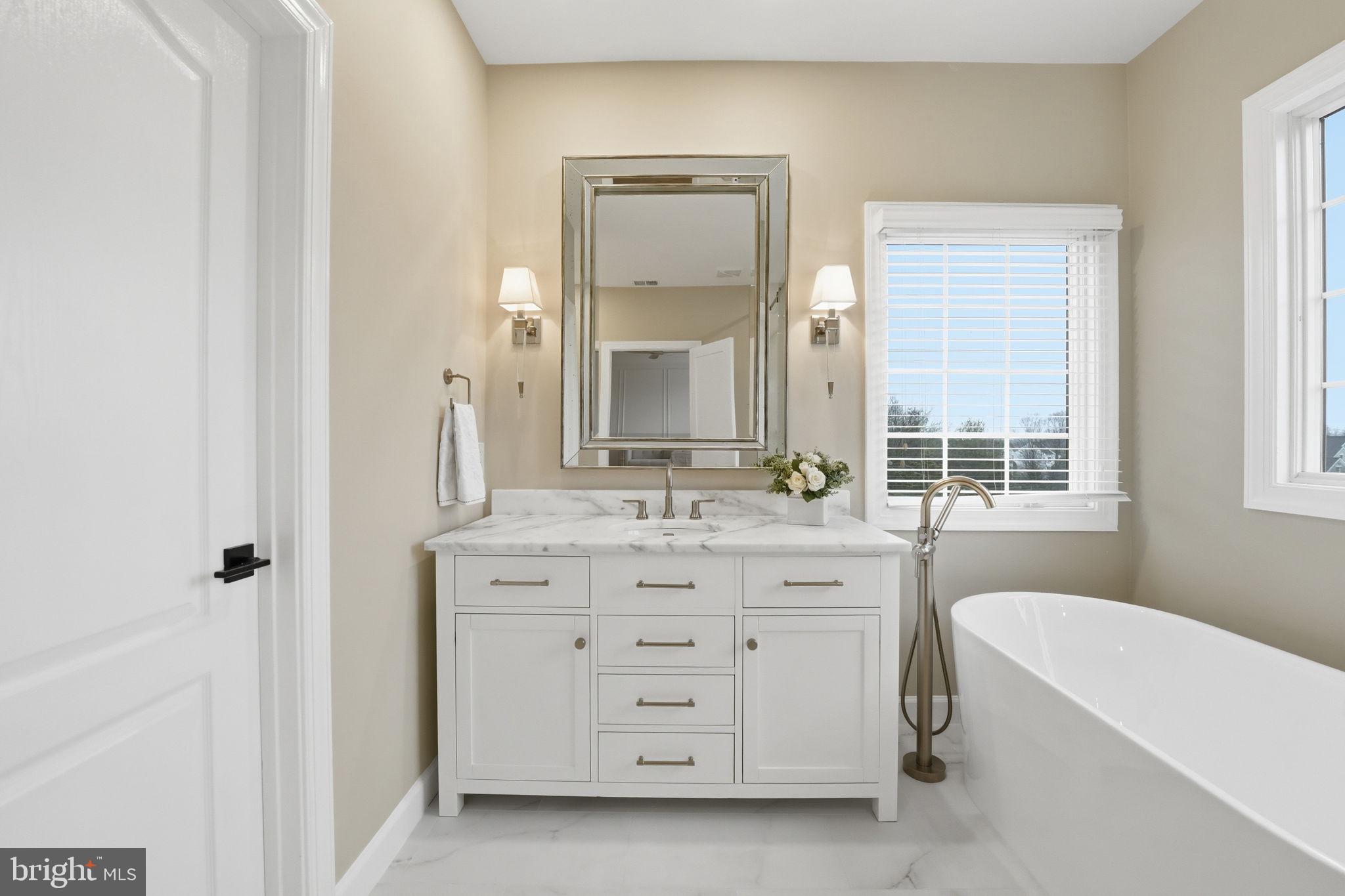 40631 LENAH RUN CIRCLE