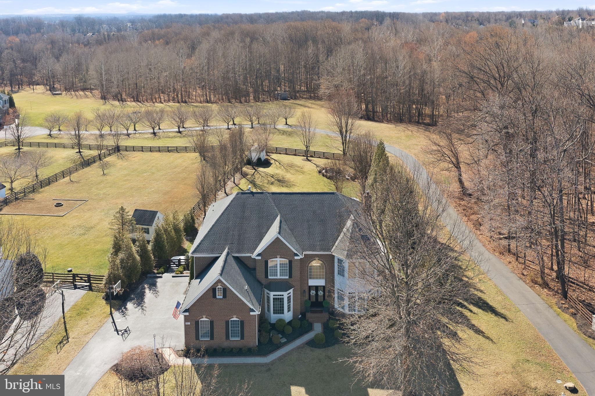 40631 LENAH RUN CIRCLE