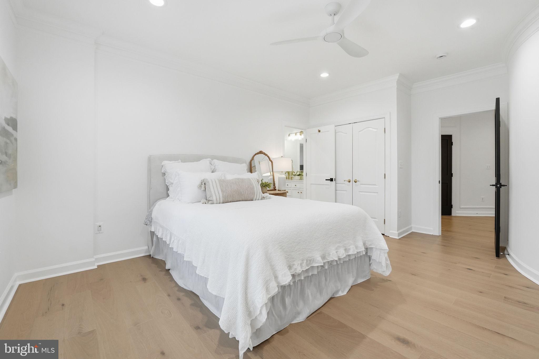 40631 LENAH RUN CIRCLE