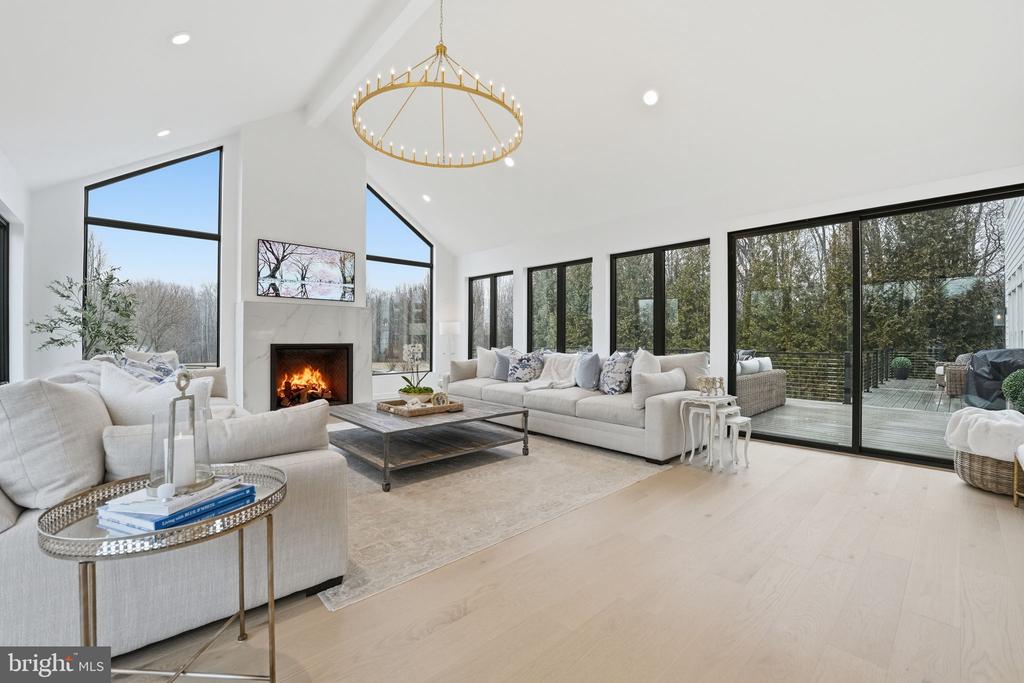 40631 LENAH RUN CIRCLE