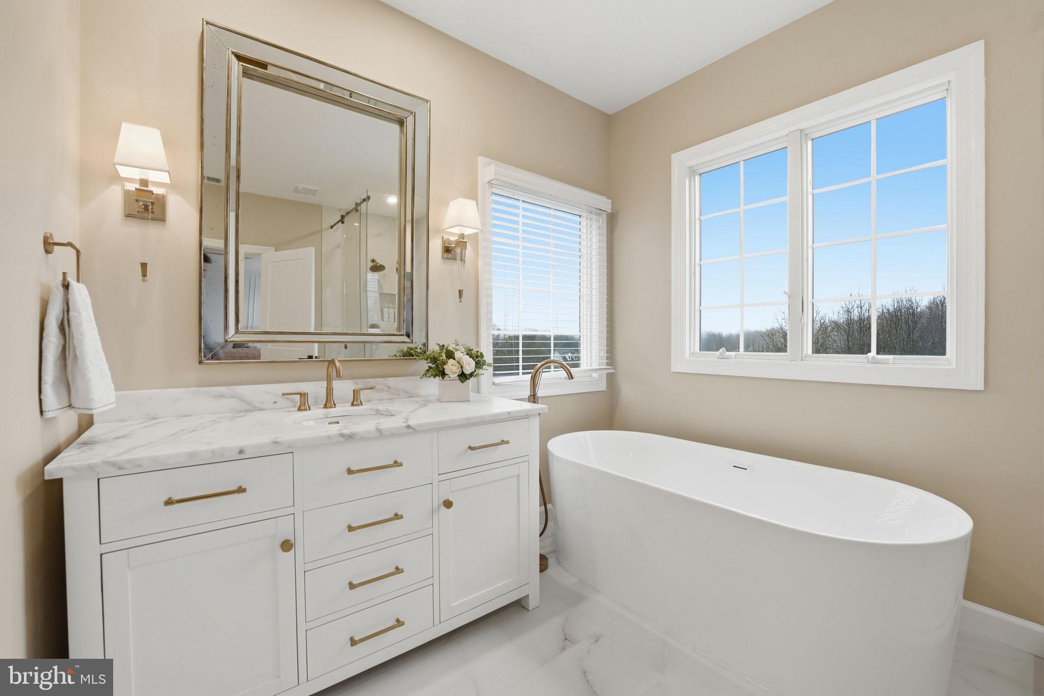 40631 LENAH RUN CIRCLE