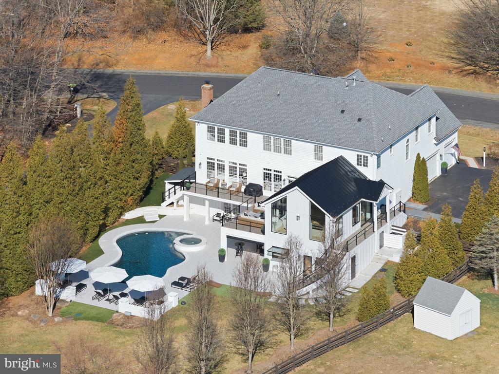 40631 LENAH RUN CIRCLE