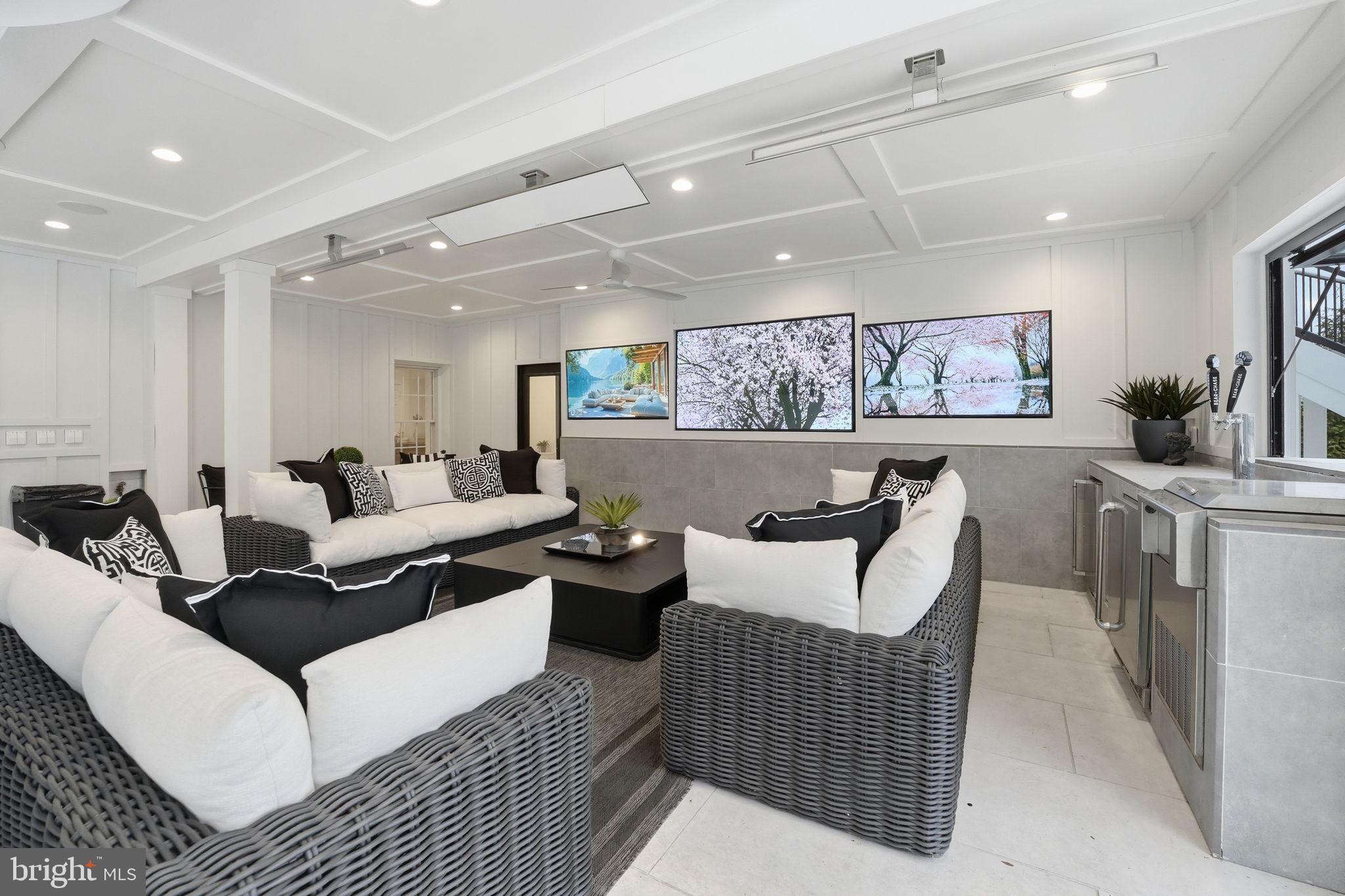 40631 LENAH RUN CIRCLE