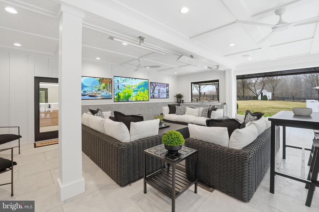 40631 LENAH RUN CIRCLE