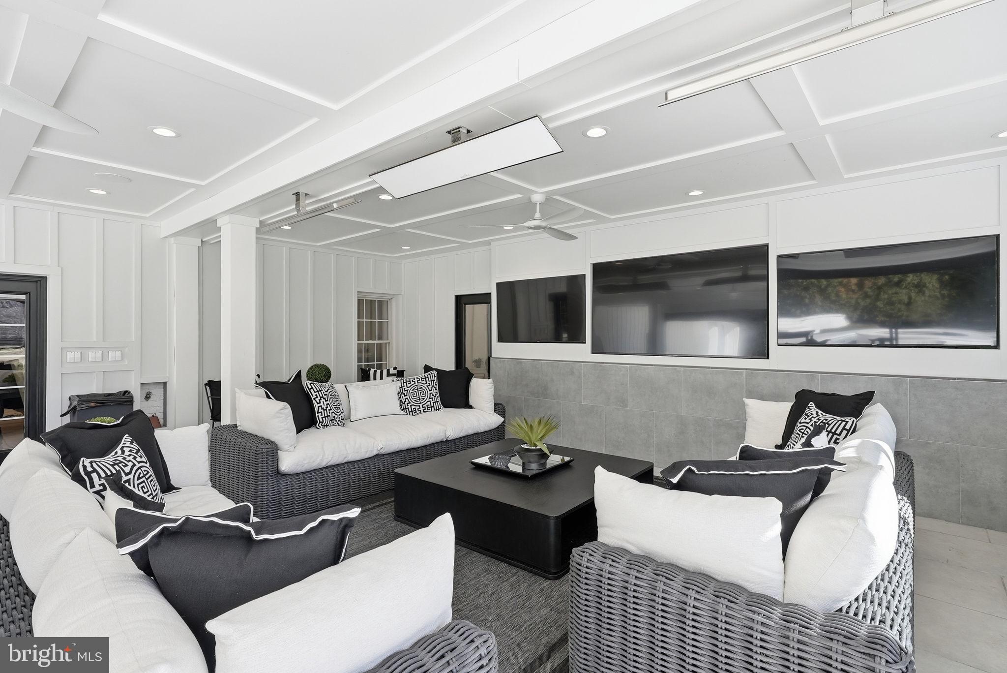 40631 LENAH RUN CIRCLE