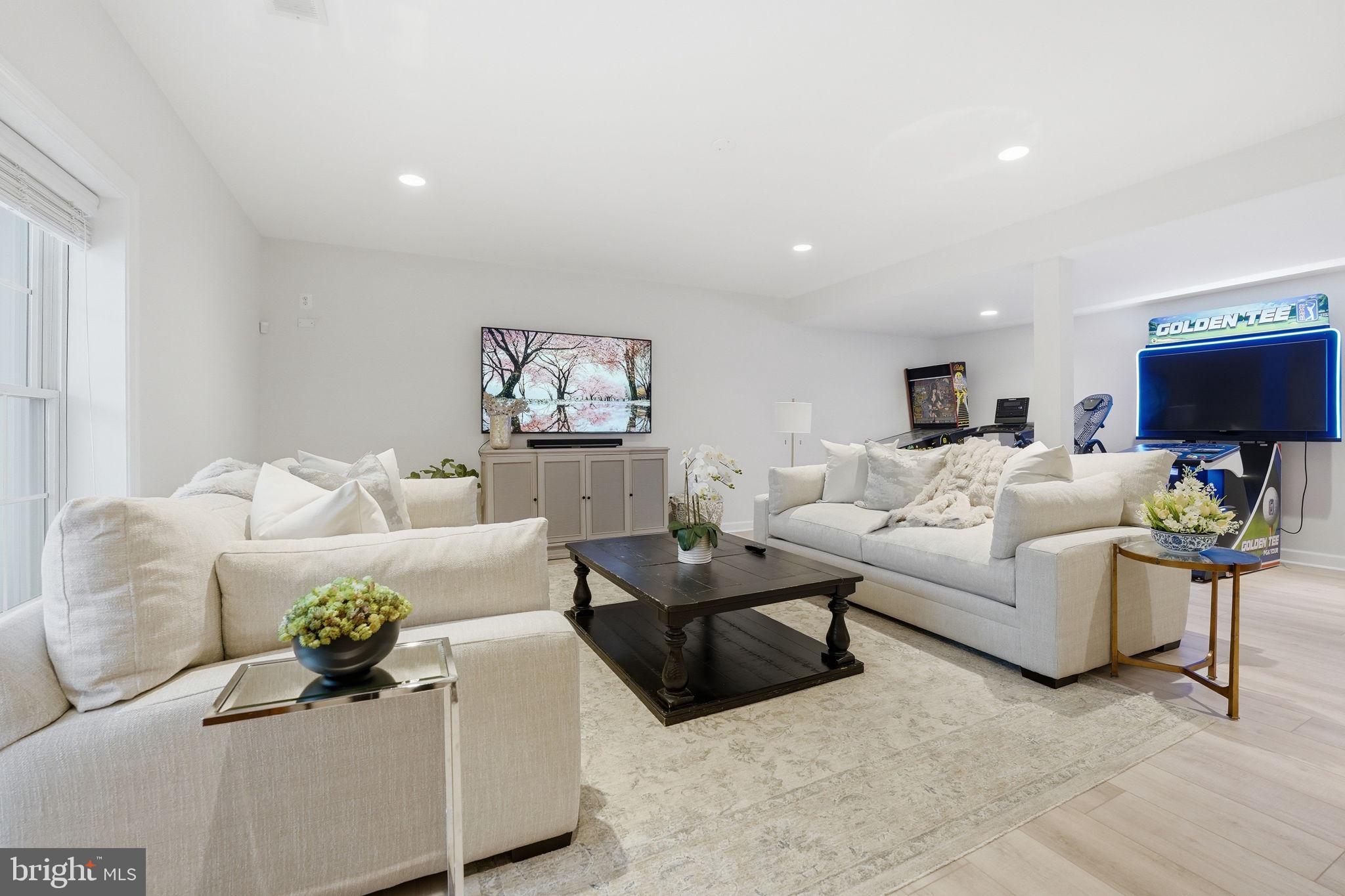 40631 LENAH RUN CIRCLE