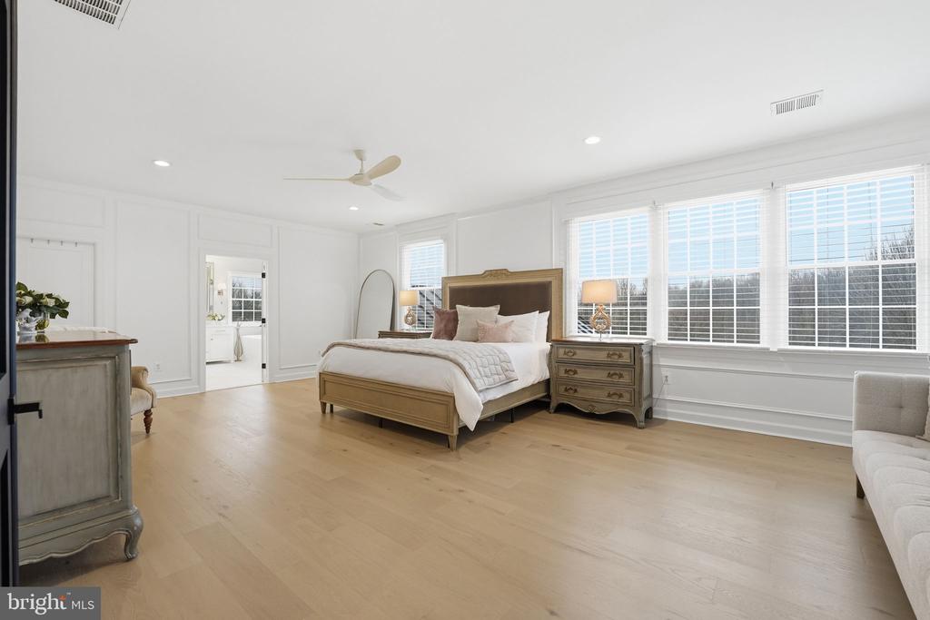 40631 LENAH RUN CIRCLE