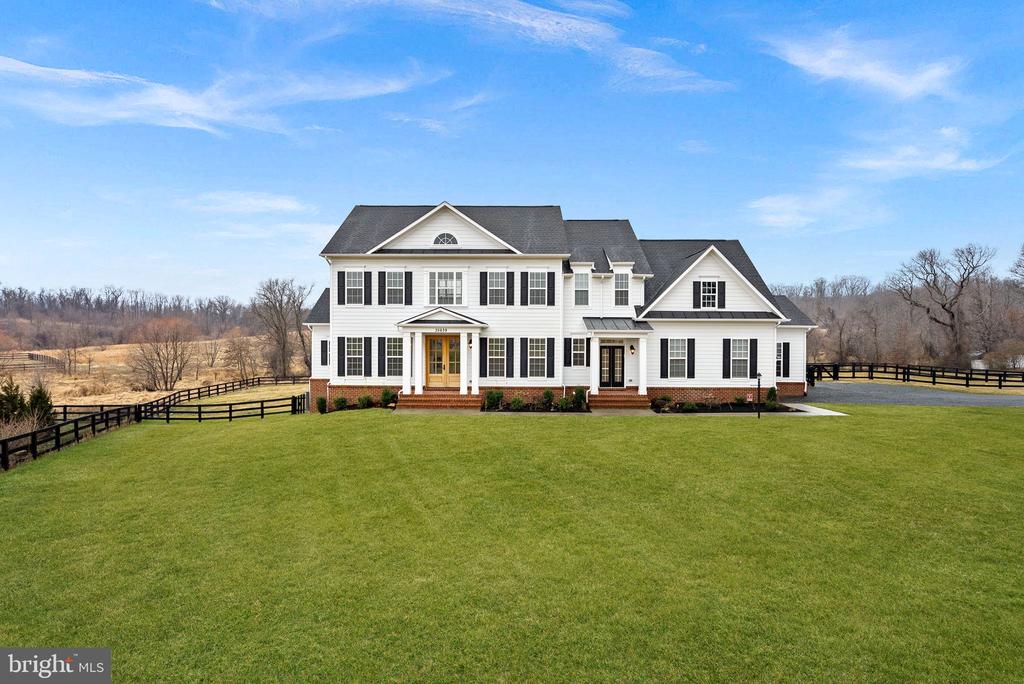 35639 CREEKS EDGE LANE
