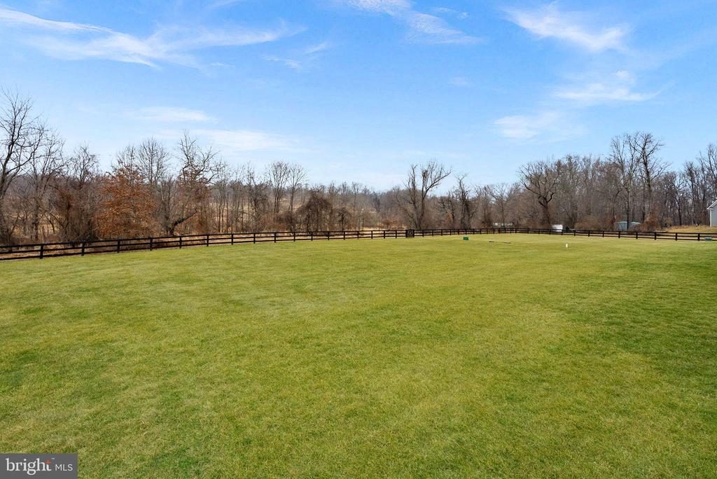 35639 CREEKS EDGE LANE