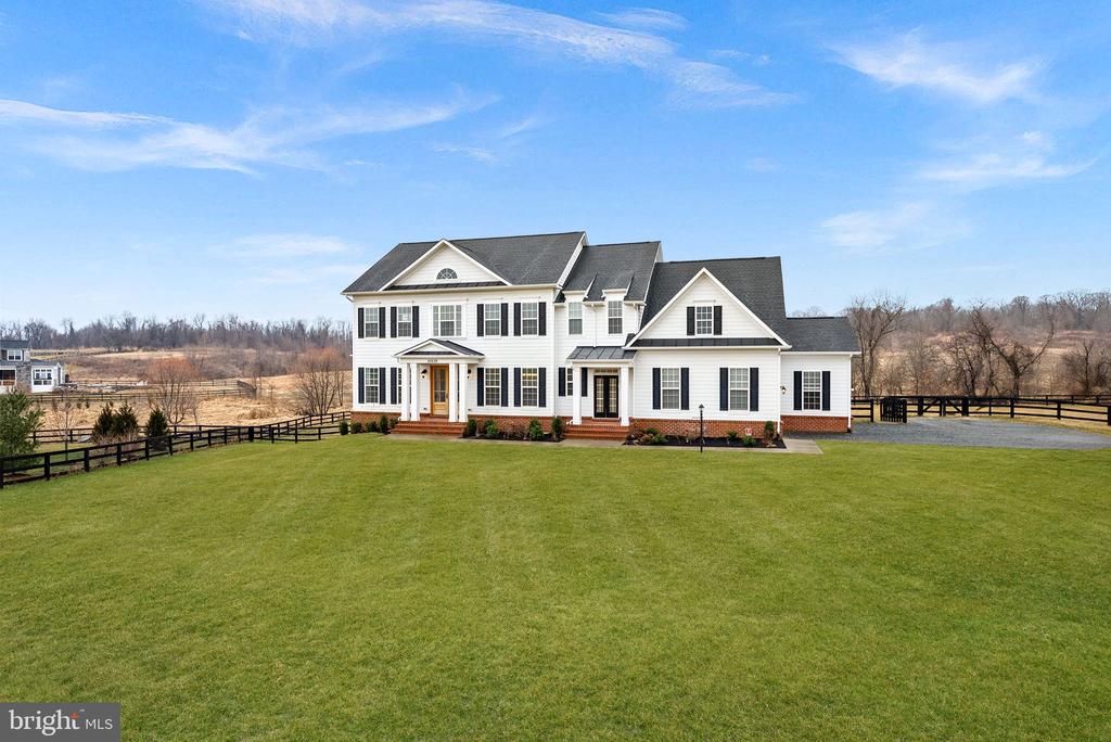 35639 CREEKS EDGE LANE