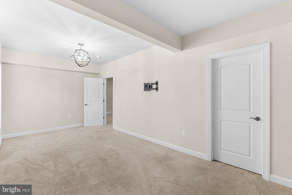 35639 CREEKS EDGE LANE