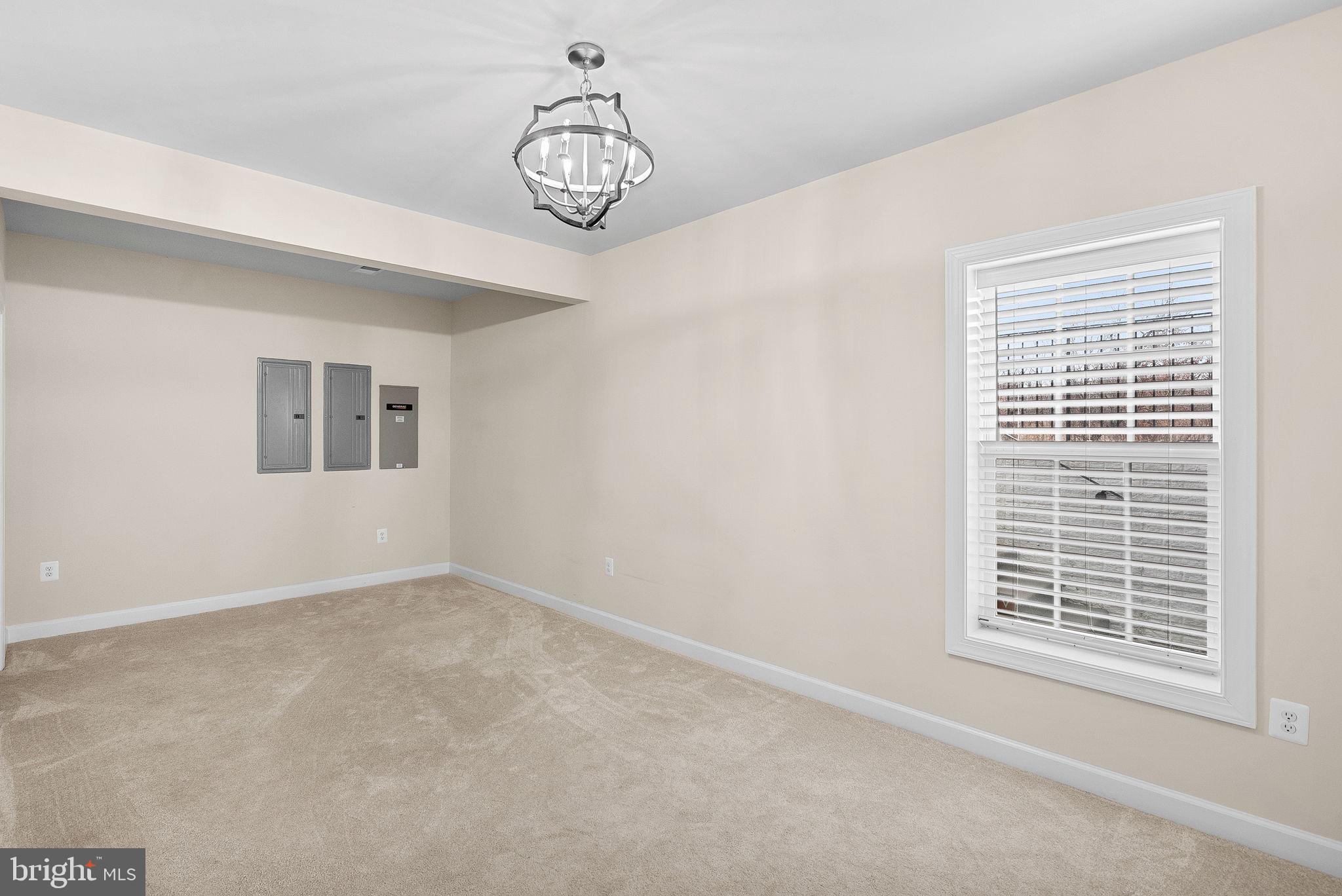 35639 CREEKS EDGE LANE