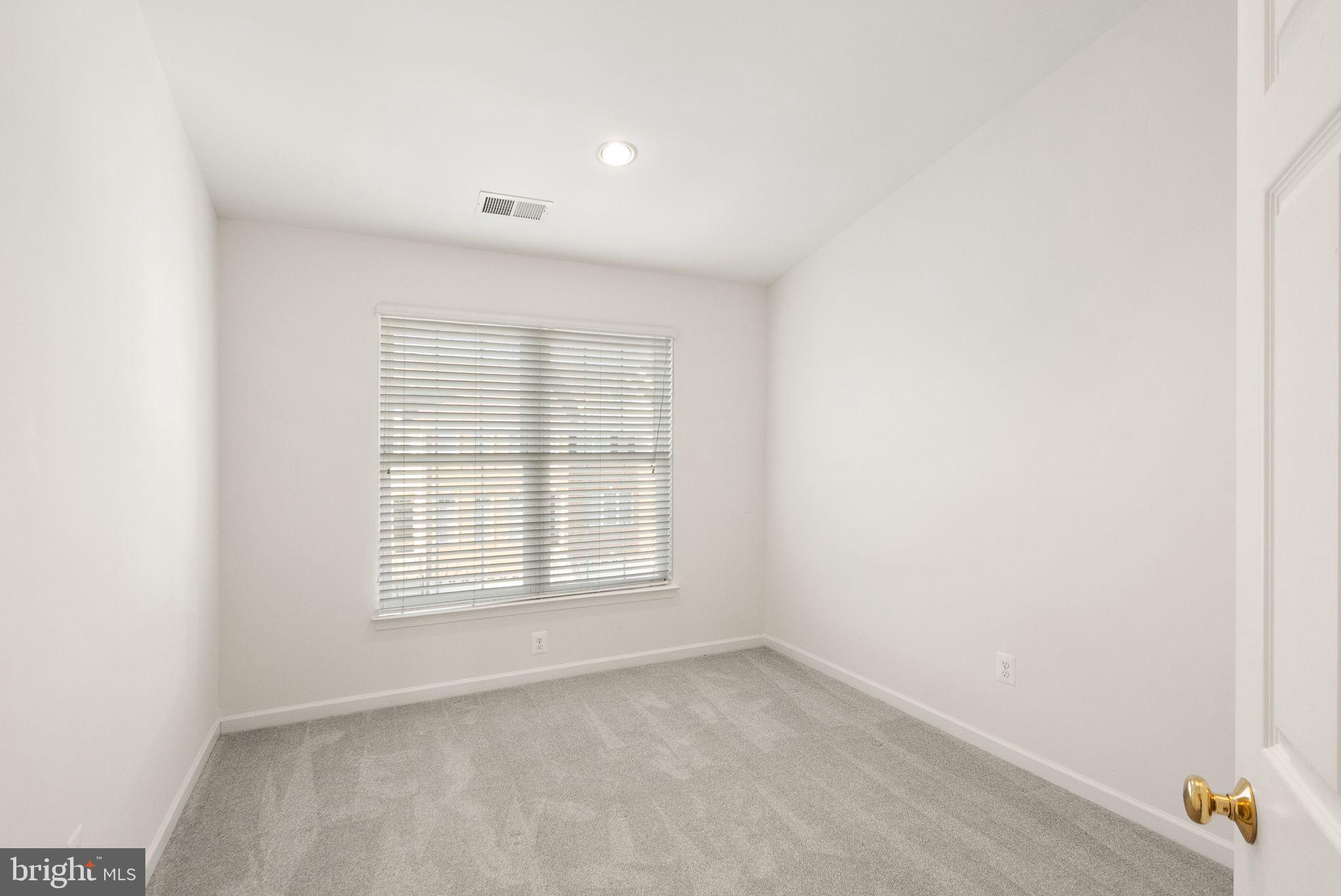 42683 SANDMAN TERRACE