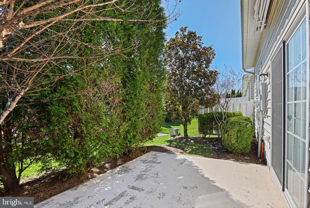 44367 ADARE MANOR SQUARE