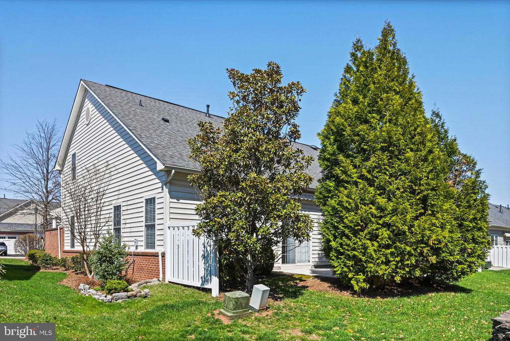 44367 ADARE MANOR SQUARE
