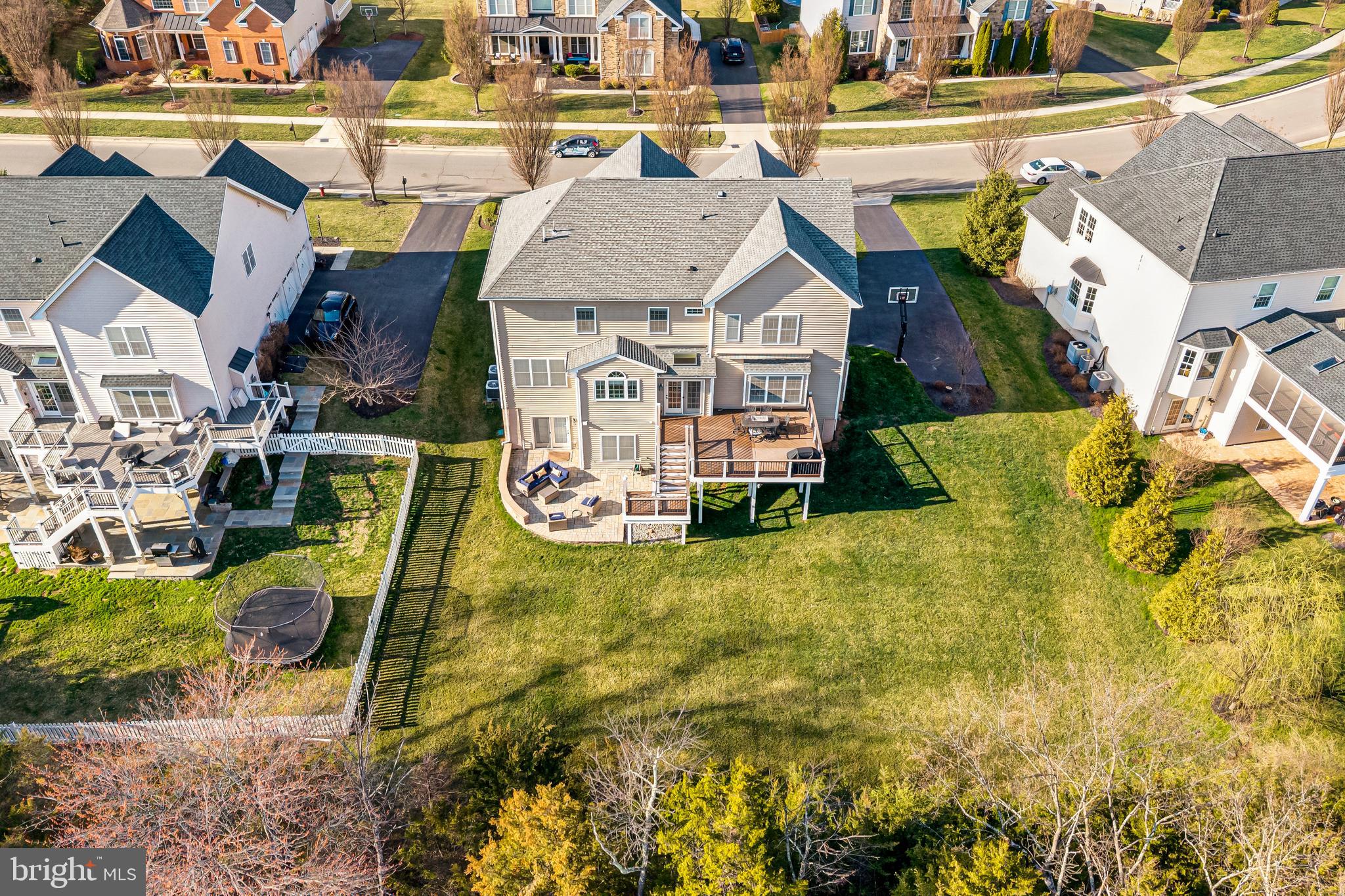 41513 DEER POINT COURT