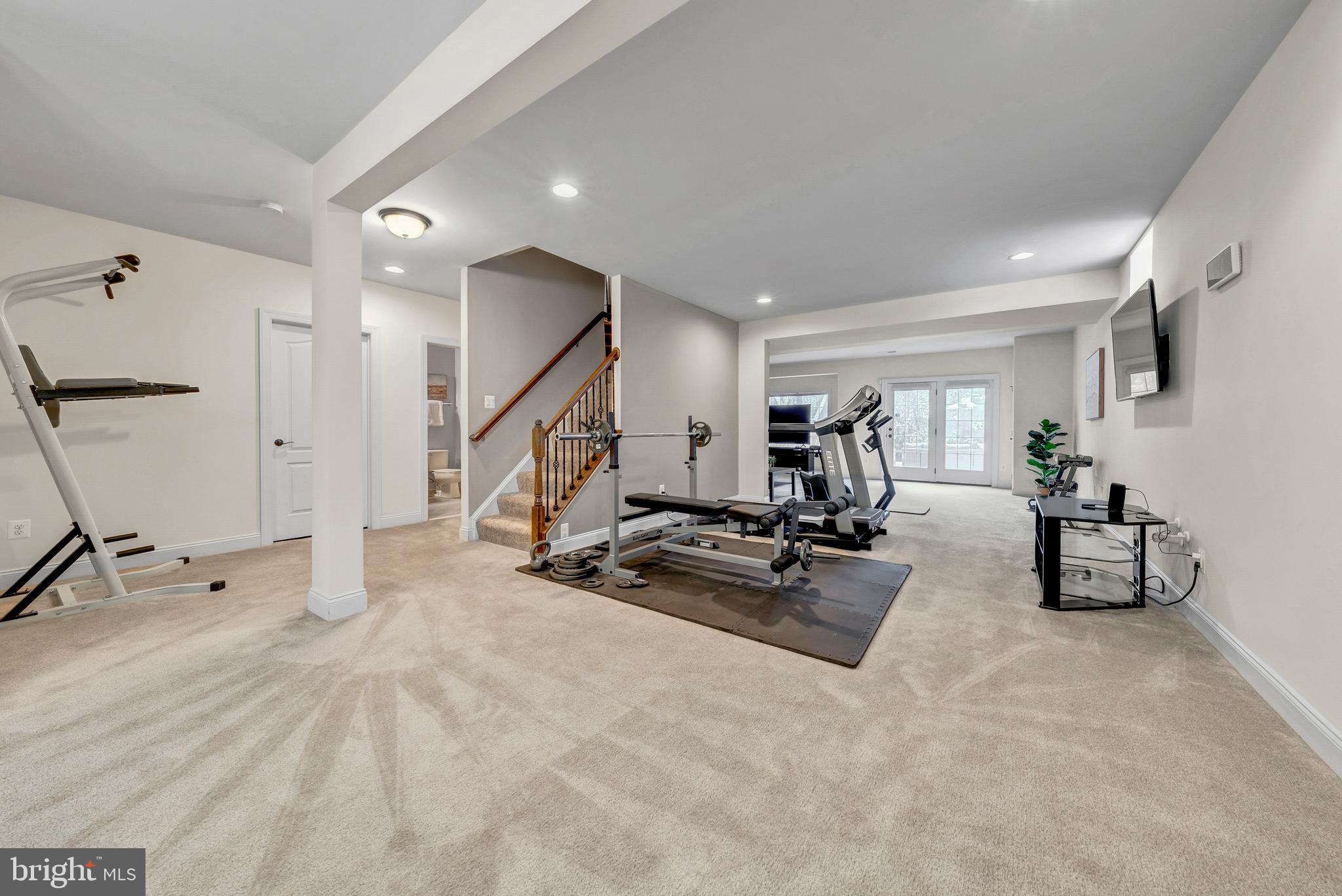 41513 DEER POINT COURT