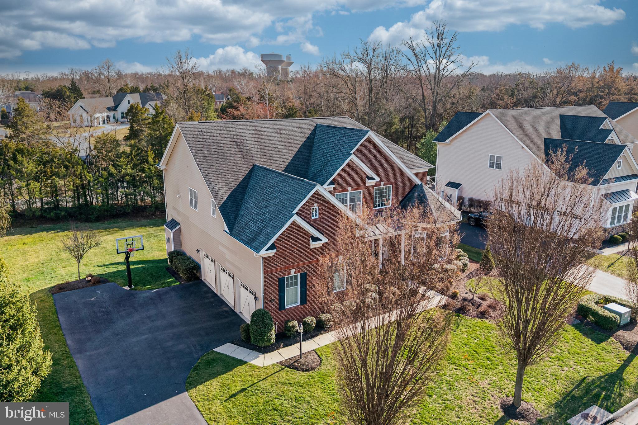 41513 DEER POINT COURT