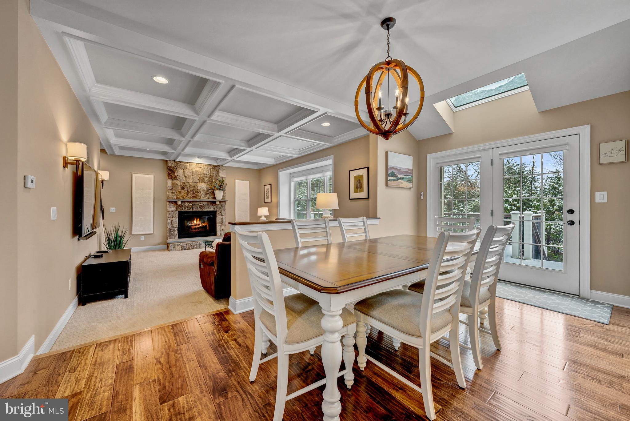 41513 DEER POINT COURT