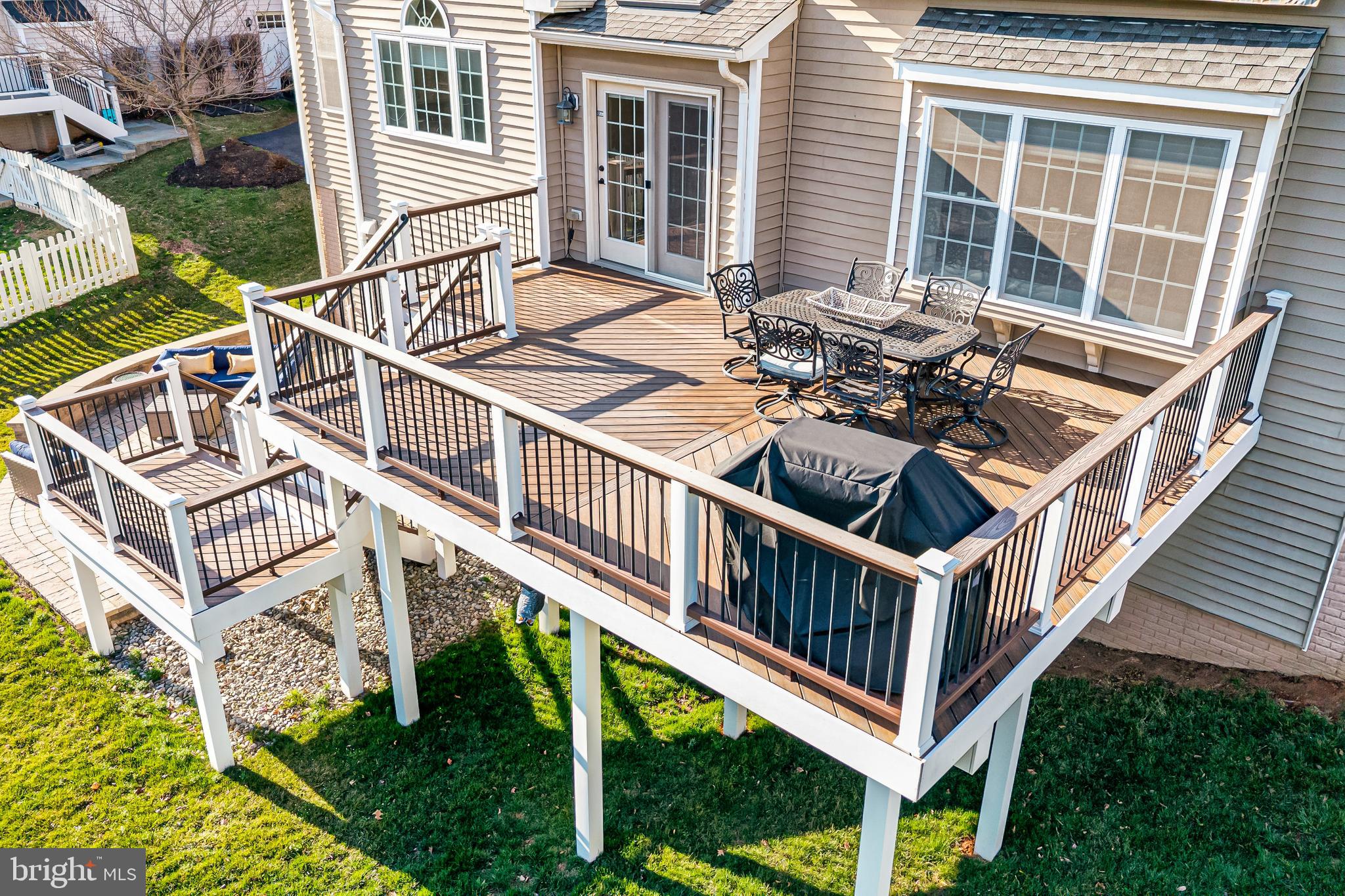 41513 DEER POINT COURT