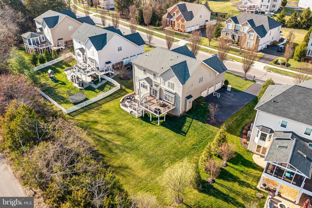 41513 DEER POINT COURT