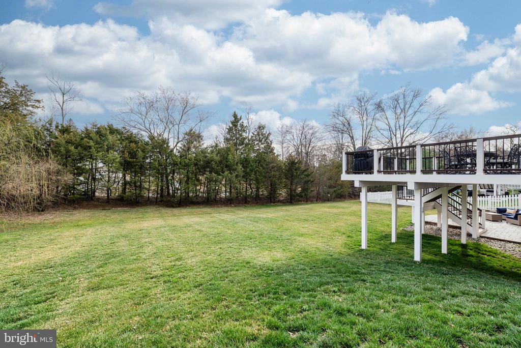 41513 DEER POINT COURT