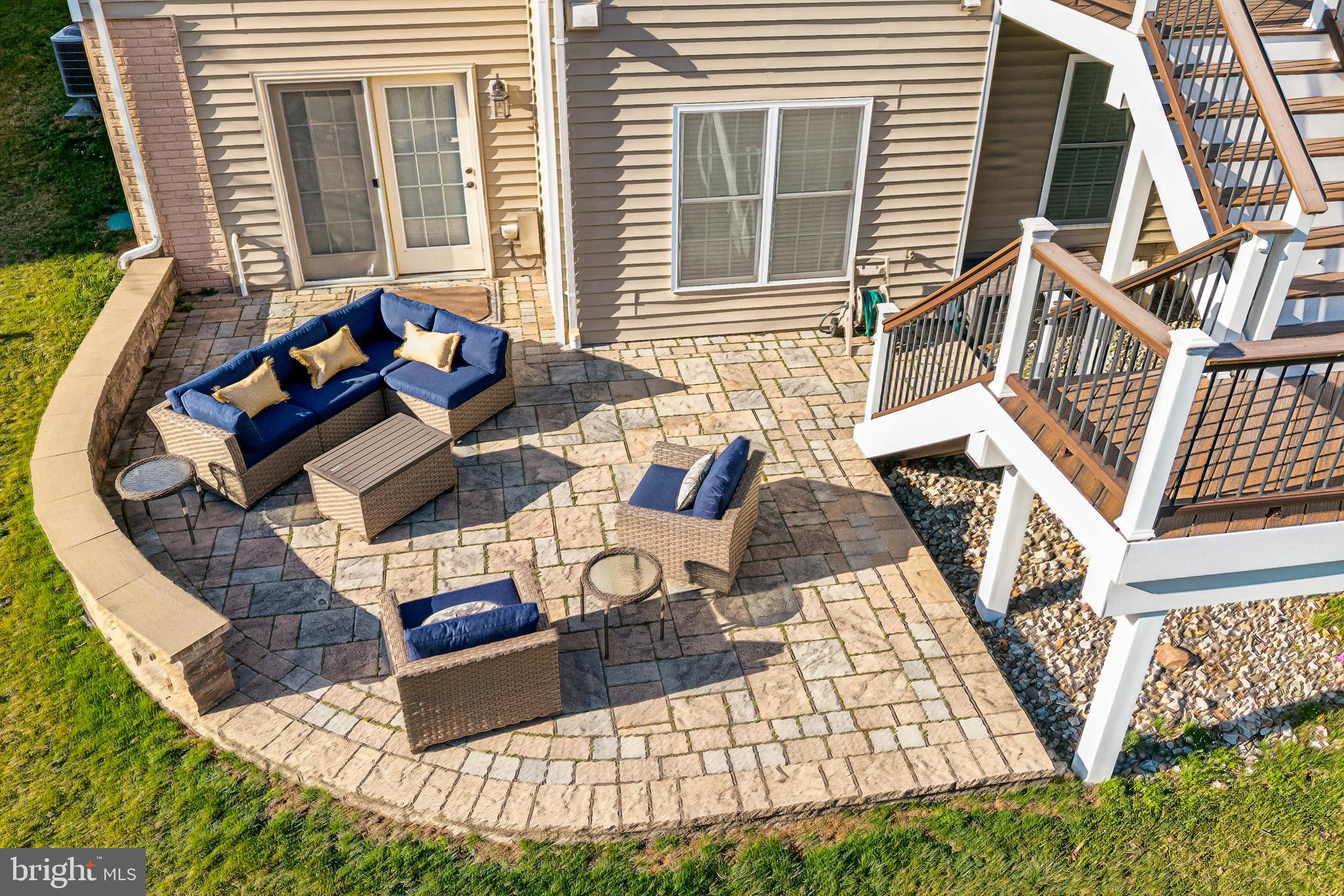 41513 DEER POINT COURT