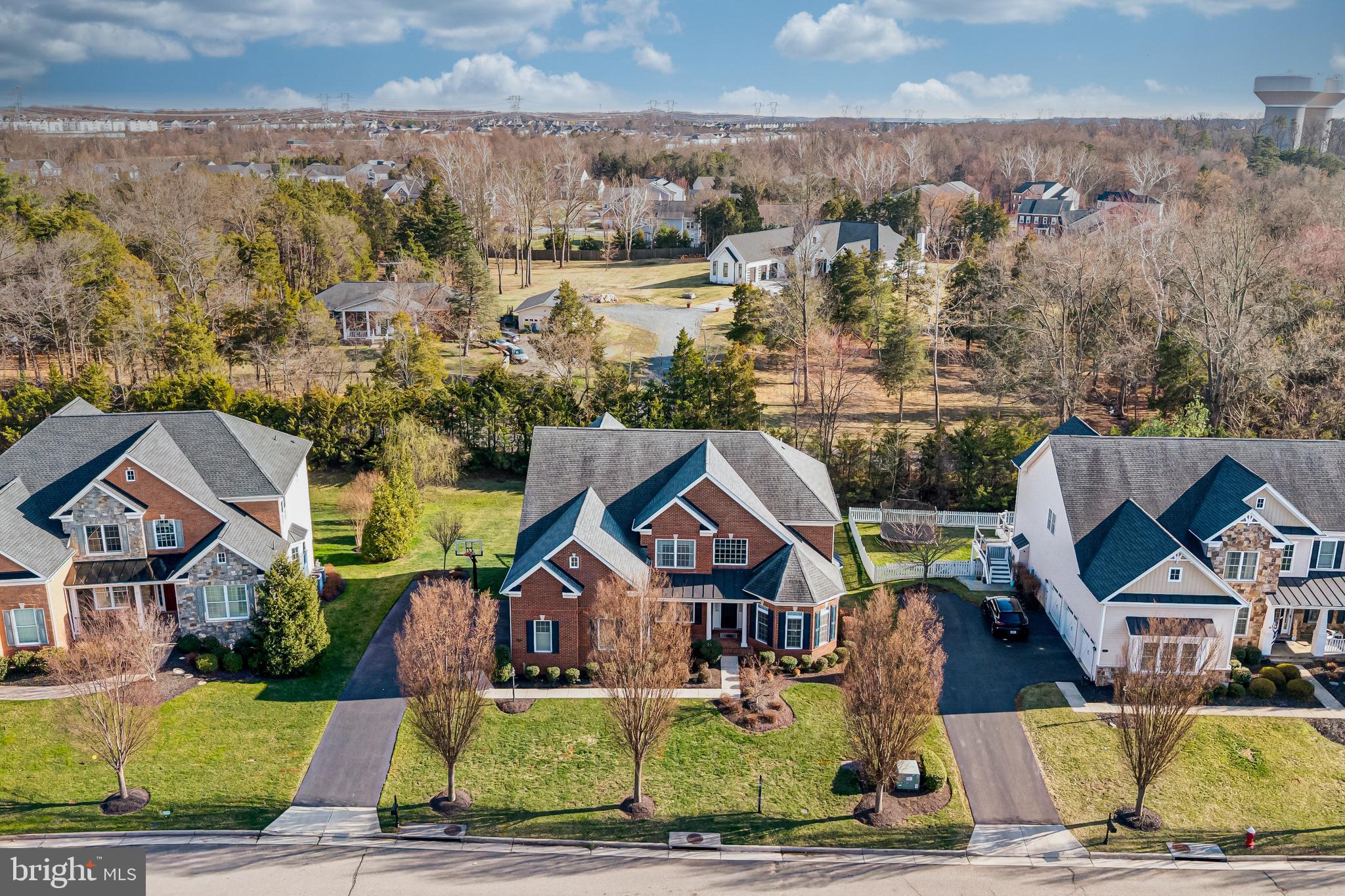 41513 DEER POINT COURT
