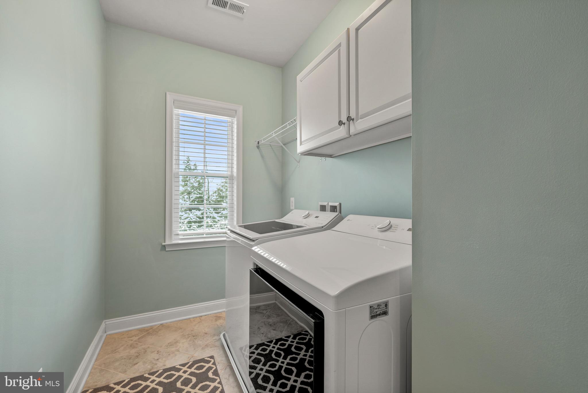 41513 DEER POINT COURT