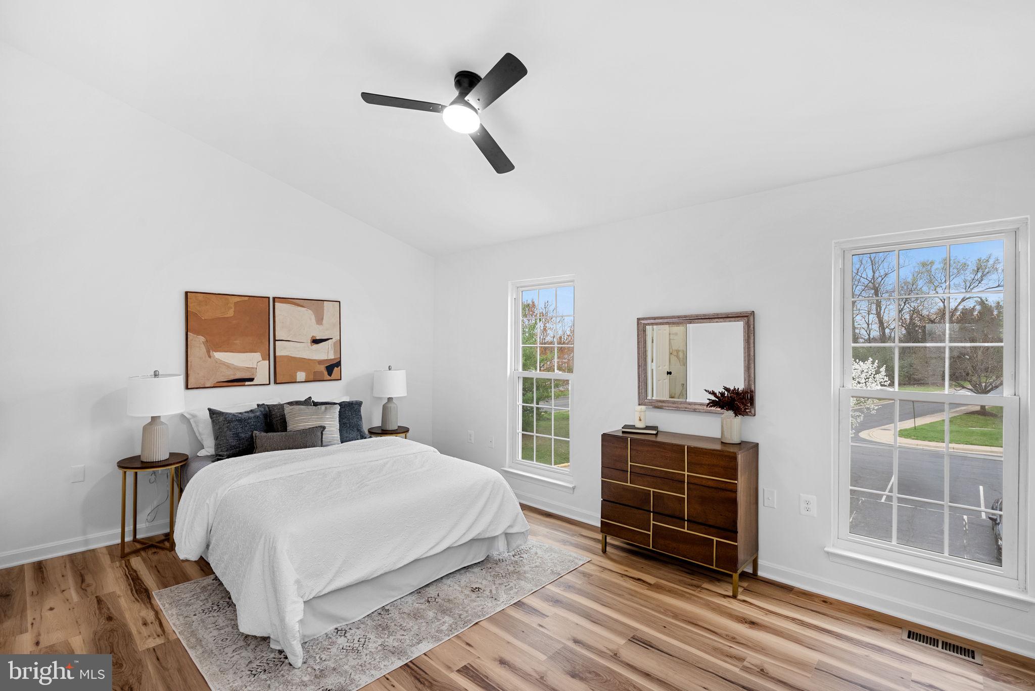 412 NIKKI TERRACE SE