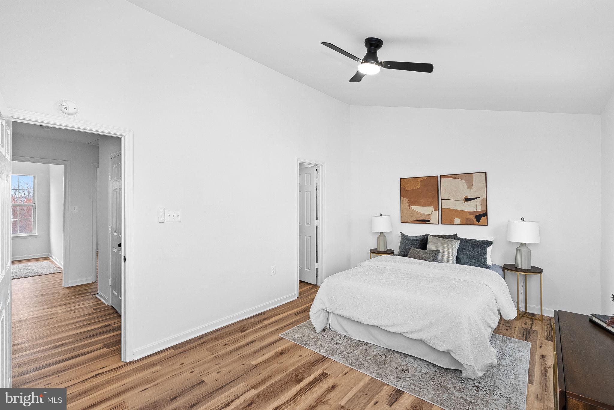 412 NIKKI TERRACE SE