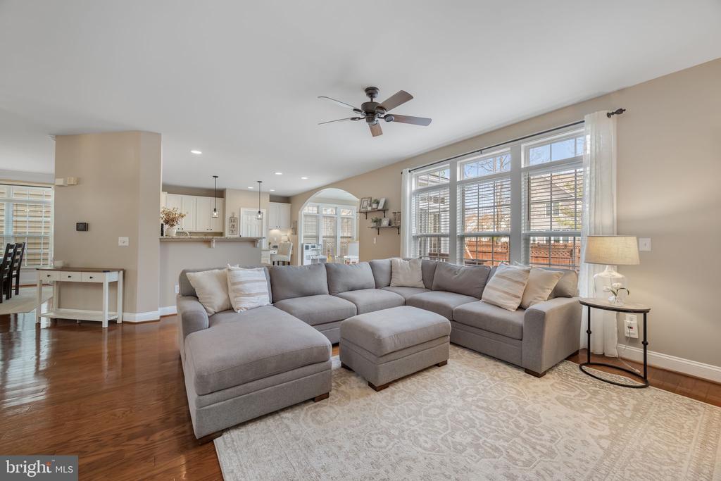44378 AGAWAM TERRACE