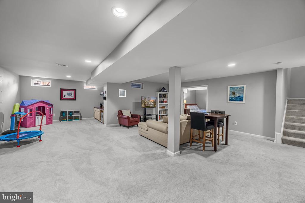 44378 AGAWAM TERRACE