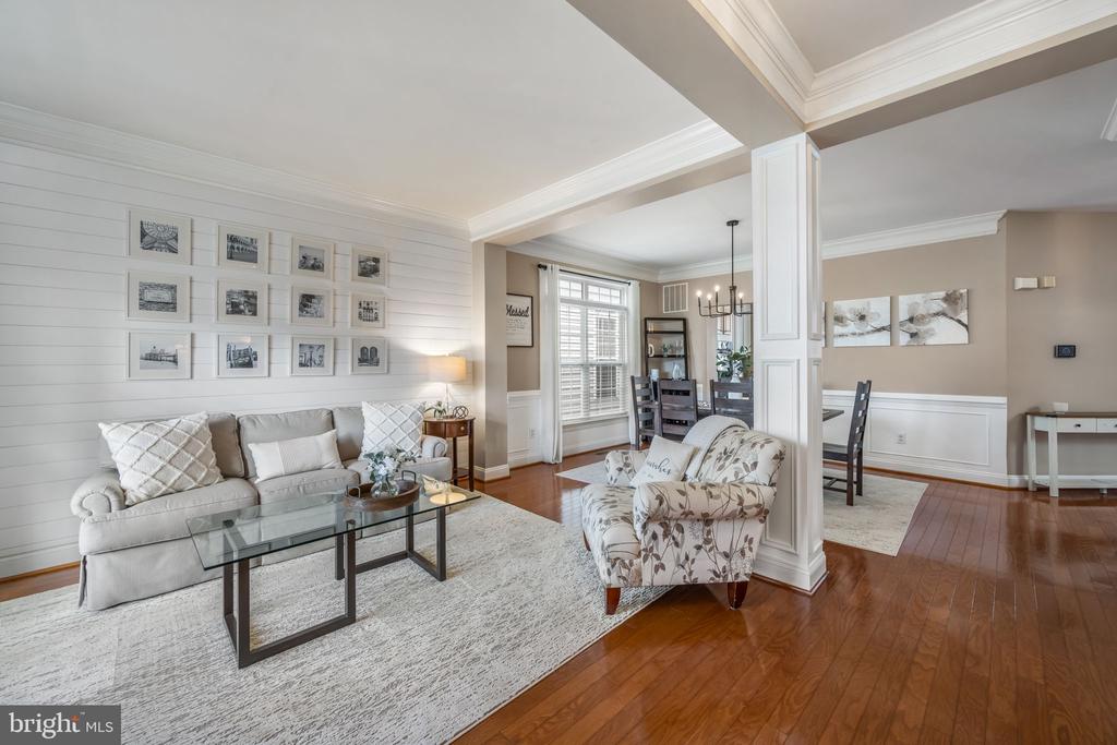 44378 AGAWAM TERRACE