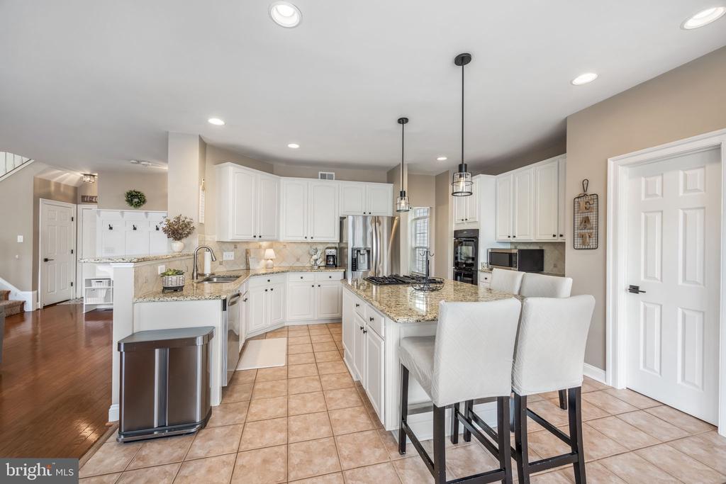 44378 AGAWAM TERRACE
