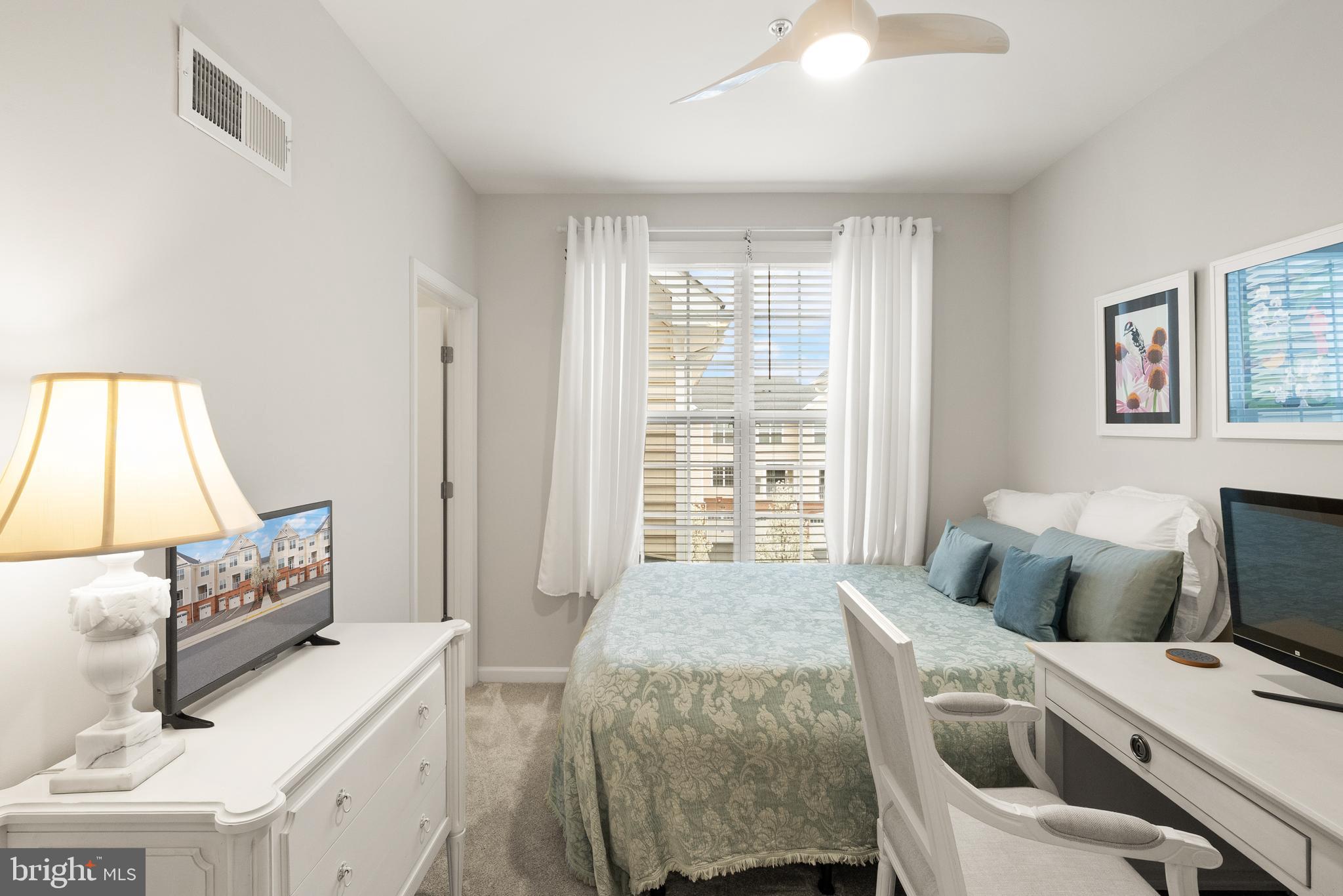 23235 MILLTOWN KNOLL SQUARE 110