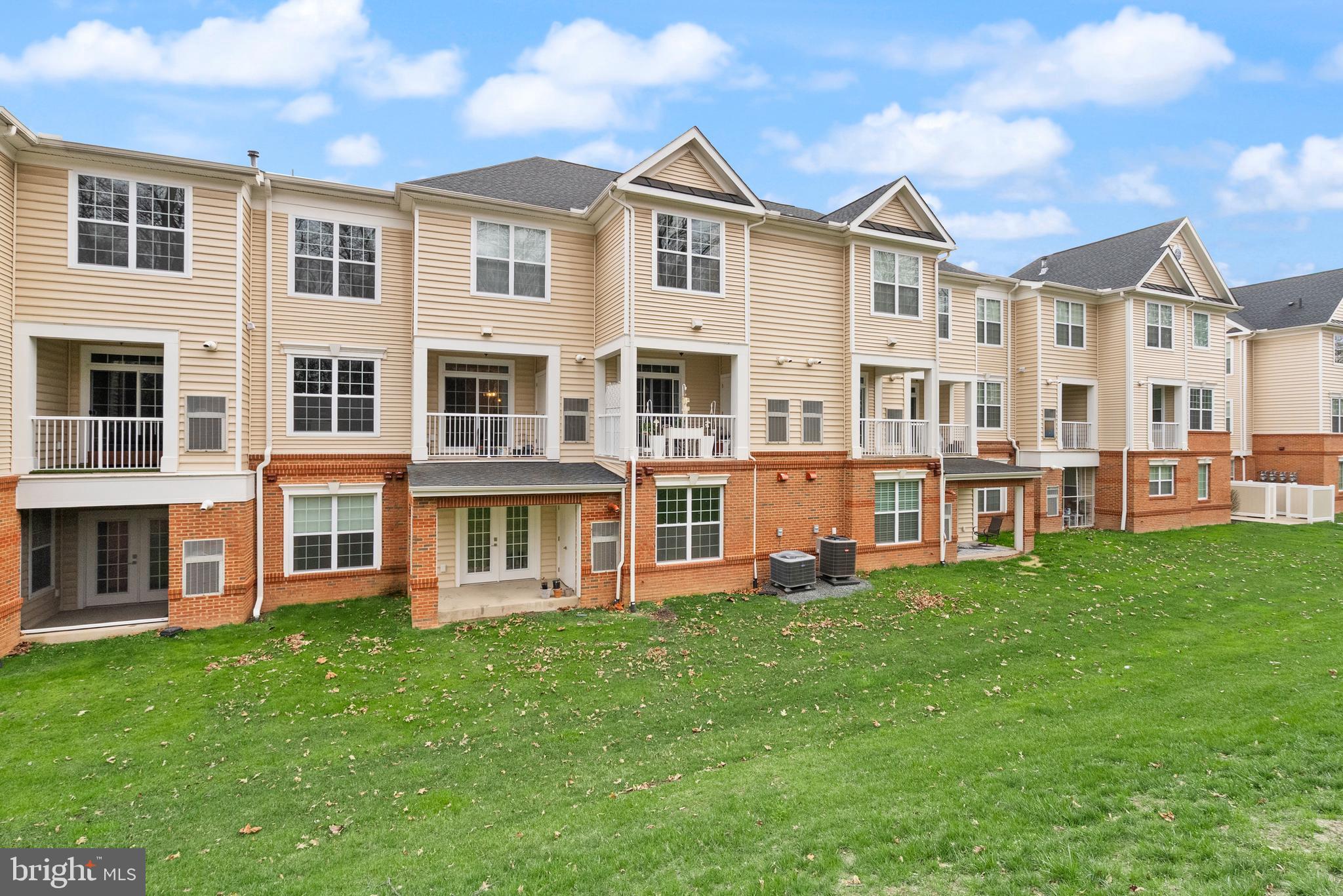23235 MILLTOWN KNOLL SQUARE 110