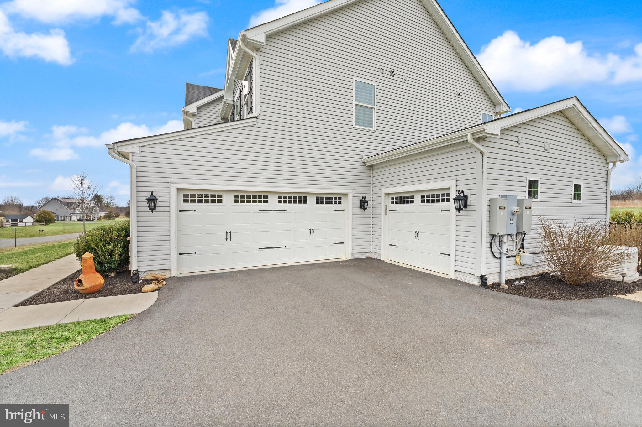 38373 CORALBERRY PLACE