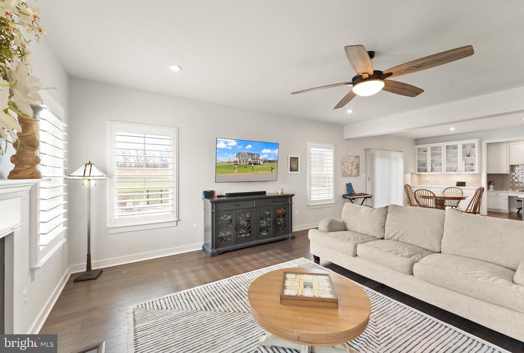 38373 CORALBERRY PLACE