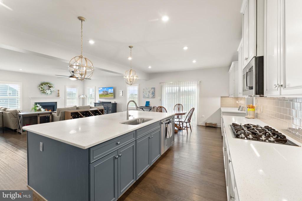 38373 CORALBERRY PLACE